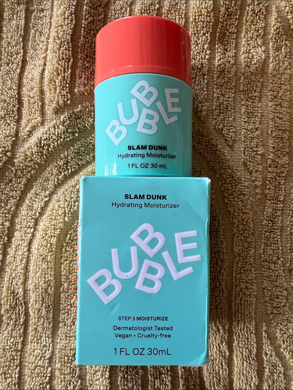 Bubble Slam Dunk Hydrating Moisturizer